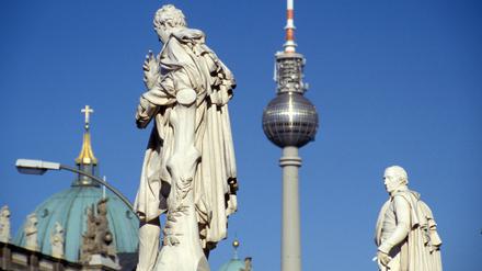 2002 mit Fernsehturm.