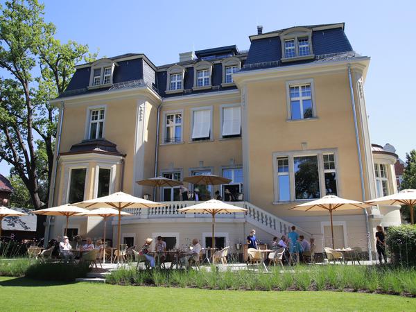 Auch die Villa Kellermann besticht durch ihre wunderbare Lage am Heiligen See.