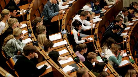 Studenten im Hörsaal