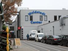 Waldstadt Center in Potsdam: Polizei sucht nach versuchten Geldautomatenraub Zeugen