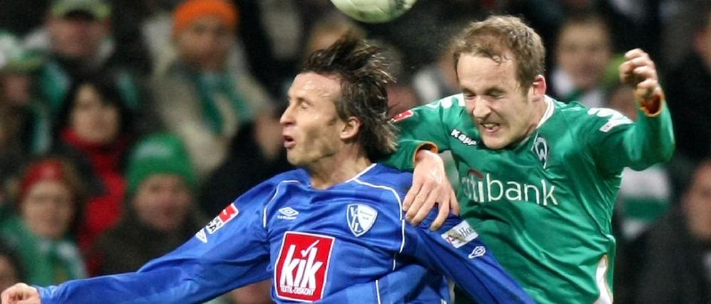 Petri Pasanen (r.) gegen Christoph Dabrowski