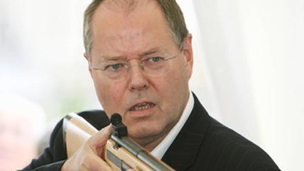 Peer Steinbrück Gewehr