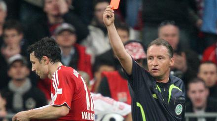 Rot für van Bommel