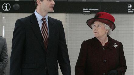 Queen in London-Heathrow