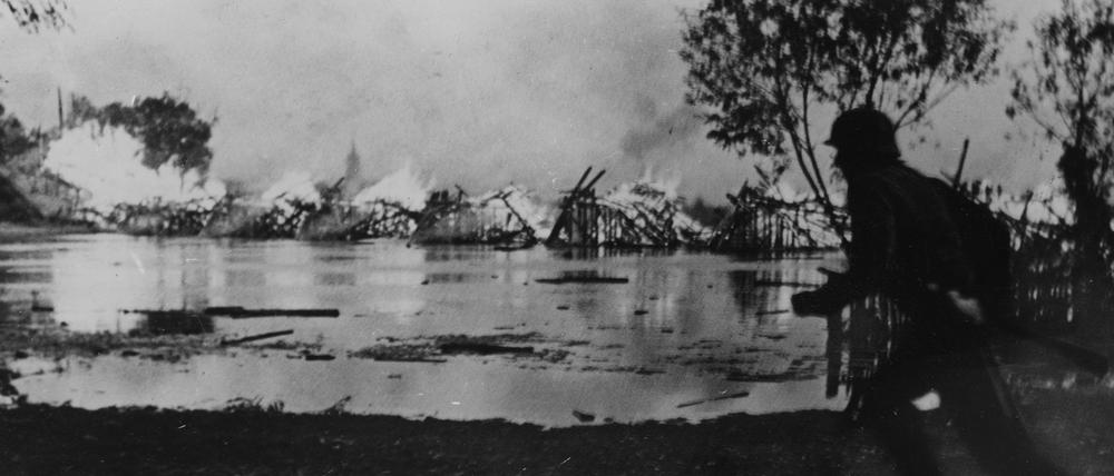 Ein Ziel des Angriffes war es, für die Deutschen „Lebensraum“ im Osten zu erobern. Deutsche „Wehrbauern“ sollten in „Wehrdörfern“ angesiedelt werden.