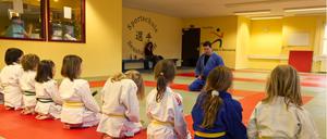 In der Sportschule Senshu in Lichterfelde bekommen Kinder und Erwachsene Tanz- und Kampfsportunterricht. 