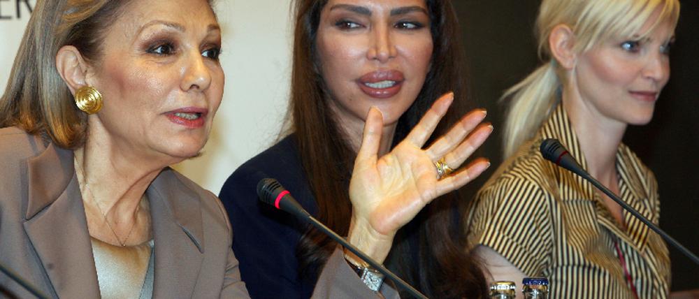 Ex-Kaiserin Farah Diba Pahlavi vor der "Innocence in Danger"-Gala