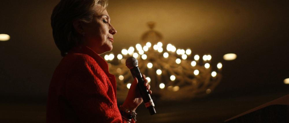 hillary clinton dunkel