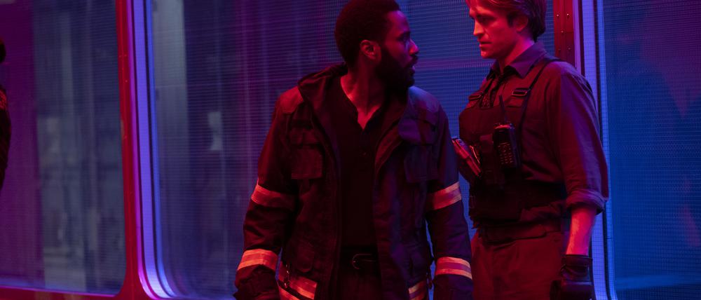 Christopher Nolans Science-Fiction-Thriller „Tenet“ mit John David Washington (l.) und Robert Pattinson kommt am 12. August in die deutschen Kinos.