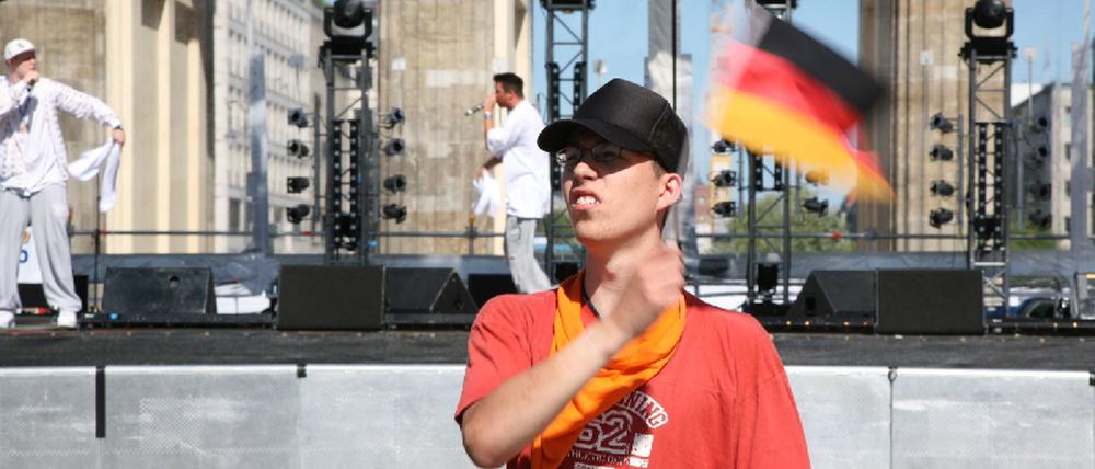 em