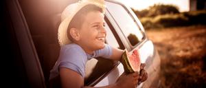 Mit frischen Leckerbissen wird die Reise mit Kindern gleich angenehmer.