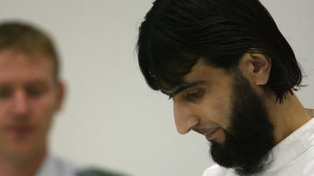 Wiederholungstäter: Rafik Y. bei seinem Terrorprozess in Stuttgart-Stammheim 2008.