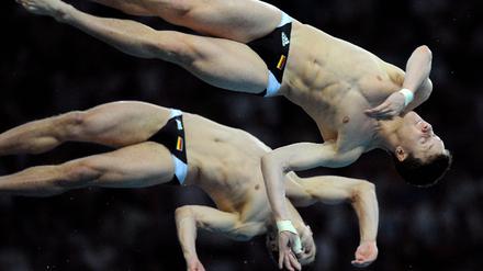 OLY-2008-DIVING-SYNCHRONISED-10M PLATFORM