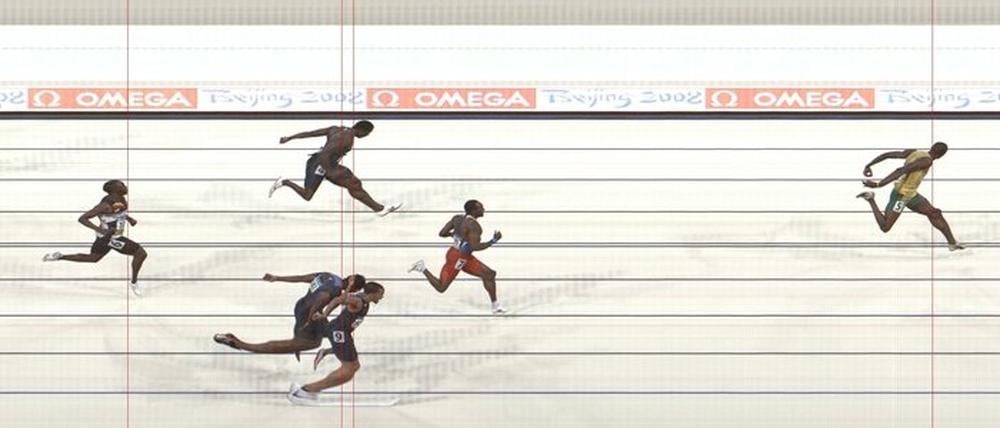 OLY-2008-ATHLETICS-200M-MEN-PHOTO FINISH