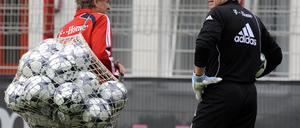 FC Bayern München - Training - Kahn