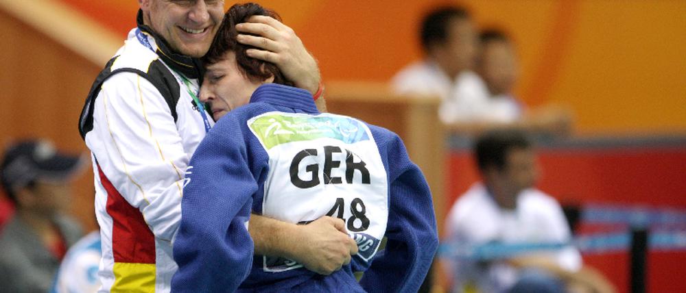 Paralympics - Carmen Brussig gewinnt Bronze