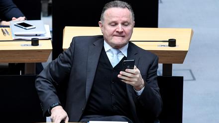 Georg Pazderski (AfD) nimmt an der 56. Plenarsitzung im Berliner Abgeordnetenhaus zur Corona-Krise teil. +++ dpa-Bildfunk +++