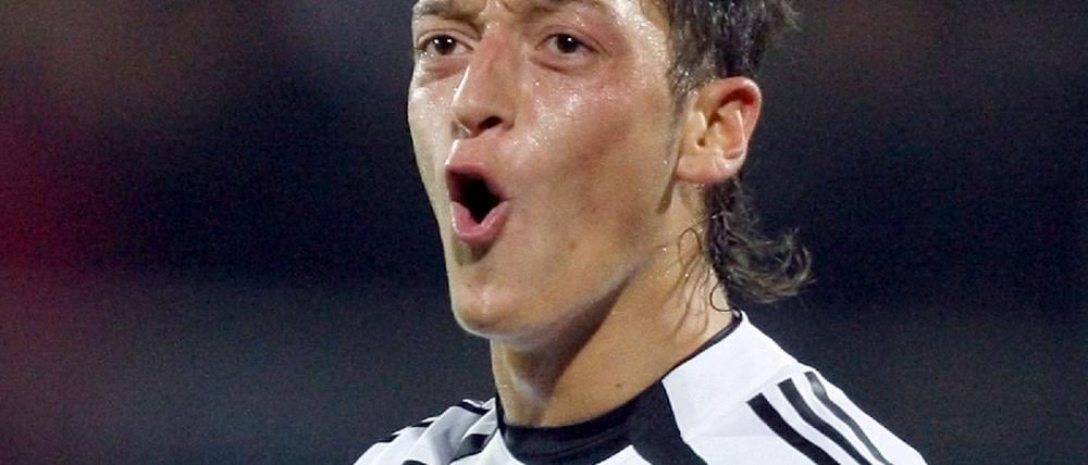 Mesut Özil