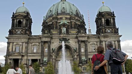 touristen berliner dom