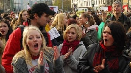 238791_3_081112_schuelerdemo.jpeg
