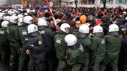 Gegendemonstranten zum NPD-Aufmarsch
