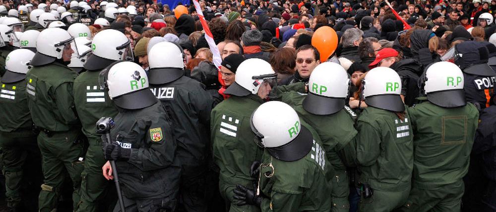 Gegendemonstranten zum NPD-Aufmarsch