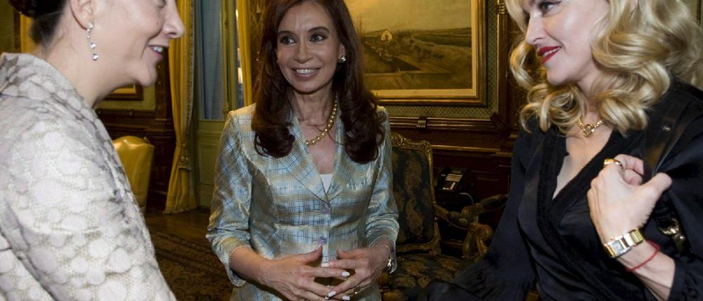 Betancourt, Kirchner, Madonna