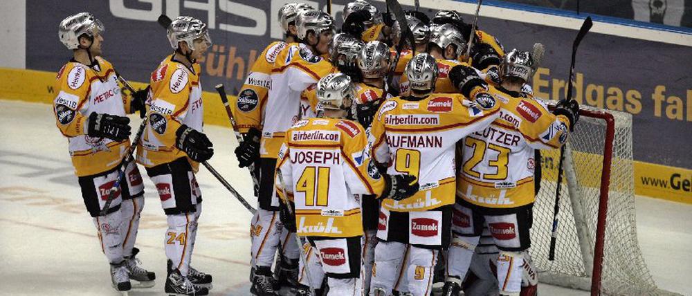 DEL - Eisbären Berlin - DEG Metro Stars