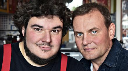 Devid Striesow und Axel Ranisch machen zusammen den Radiopodcast „Klassik drastisch“