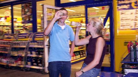 Tankstelle als Treffpunkt