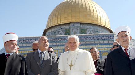 Papst_felsendom_dpa
