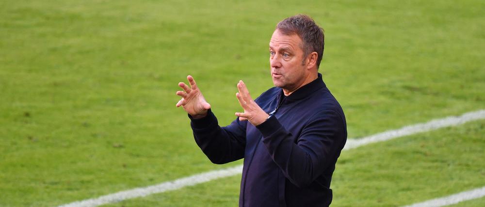 Hansi Flick soll der deutschen Fußball wieder zu Titeln führen.