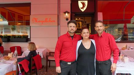 Das ostpreußische Restaurant Marjellchen in Charlottenburg haben Dennis Butor und das Ehepaar Saskia und Danijel Kozul (v.l.n.r.) übernommen.