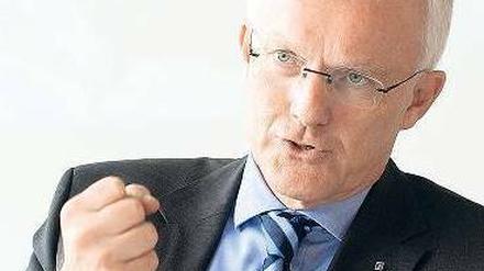 Muss täglich dementieren. Ministerpräsident Jürgen Rüttgers Foto: dpa