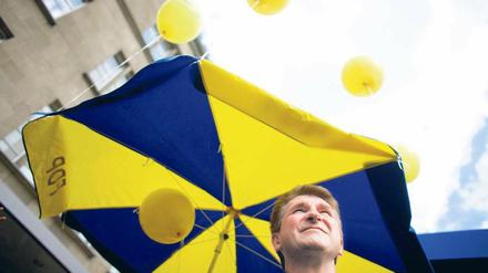 Himmel, hilf. FDP-Landeschef Andreas Pinkwart hat mit dem schlechten Start der Bundespartei und eigenen Fehlern zu kämpfen. 