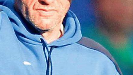 Blick in die Zukunft. Funkel hat keine Dünkel vor der Zweiten Liga. Foto: Reuters