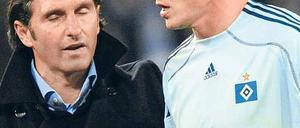Ohne Blickkontakt. Trainer Bruno Labbadia und Frank Rost verstehen sich nicht mehr gut.