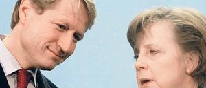 Heißer Draht. Ulrich Wilhelm könnte direkt aus einer politischen Funktion heraus an die Spitze des Bayerischen Rundfunks wechseln. Und Angela Merkel hat eine Personalie.Foto:ddp