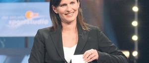 Aktuell? Im Grunde könnte das ZDF mit seinem „Sportstudio“, Moderatorin Katrin Müller-Hohenstein und der Saison zufrieden sein. Wenn es mal pünktlich starten würde. Foto: ZDF