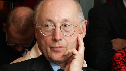 Stefan Aust