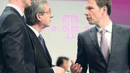 Das Teletrio. Finanzvorstand Timotheus Höttges, Aufsichtsratsvorsitzender Ulrich Lehner und Telekom-Chef Rene Obermann (von links).