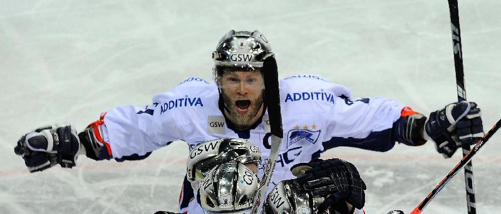 DEG Metro Stars - Eisbaeren Berlin
