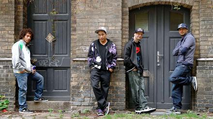 Körpersprache. Khaled, Benny, Mikel und Vartan gehören zur Erfolgstruppe Flying Steps.