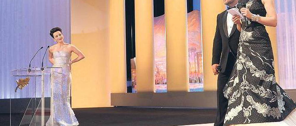 Wer gewinnt die Goldene Palme? Kristin Scott-Thomas hielt die Eröffnungsrede, Russel Crowes und Cate Blanchetts Film „Robin Hood“ lief außer Konkurrenz. Foto: dpa