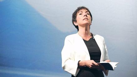 Die kleine Frau für die großen Brüche im Leben. Nach Monaten öffentlichen Schweigens meldete sich Margot Käßmann, die frühere Ratsvorsitzende der Evangelischen Kirche, auf dem Münchner Kirchentag zurück – mit einer Bibelarbeit. 