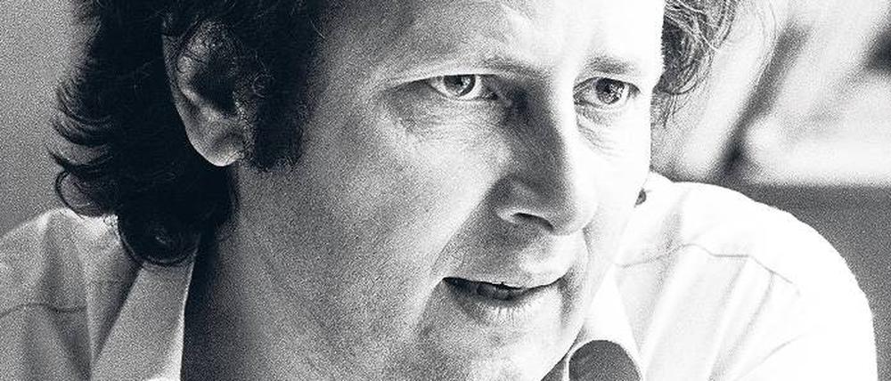 Homme à femmes. Klaus Wagenbach im August 1975, zwei Jahre bevor er sich von Katia Wolff trennte. Seit 1996 ist er mit Susanne Schüssler verheiratet. 