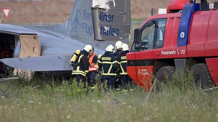 Der historische Rosinenbomber schlug kurz nach dem Start in einem Feld auf.