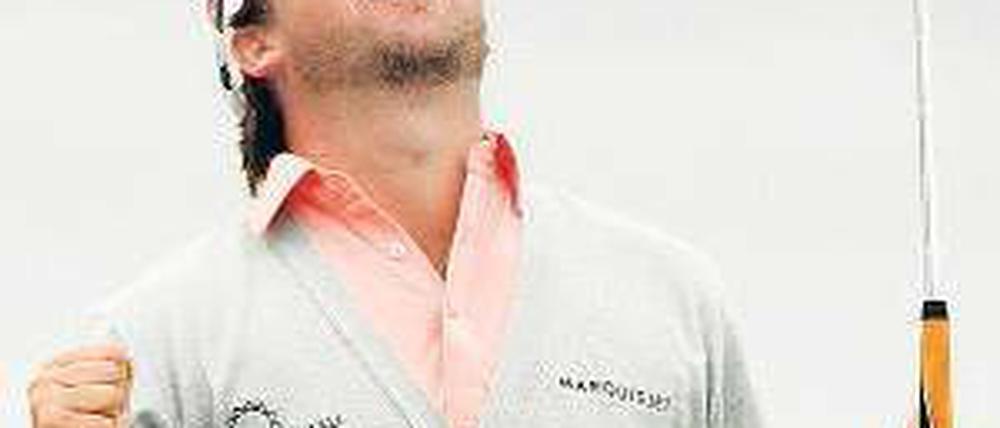 Glücklicher Nordire. Graeme McDowell genießt seinen ersten großen Erfolg.