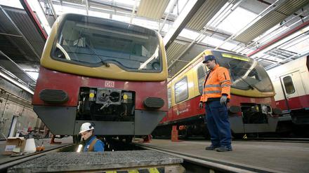 Die S-Bahn will ihre uralte Sicherheitstechnik erneuern.