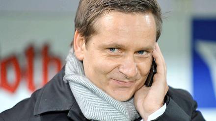 Endlich mehr zu tun: Horst Heldt freut sich auf Schalke und Felix Magath.